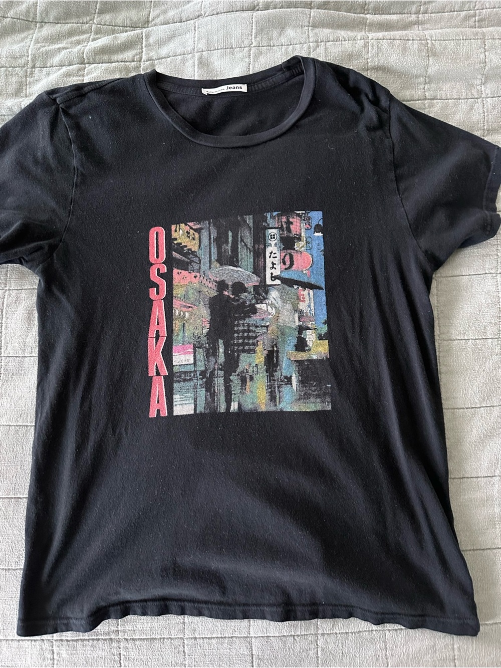 Reformation Graphic Tee size Small